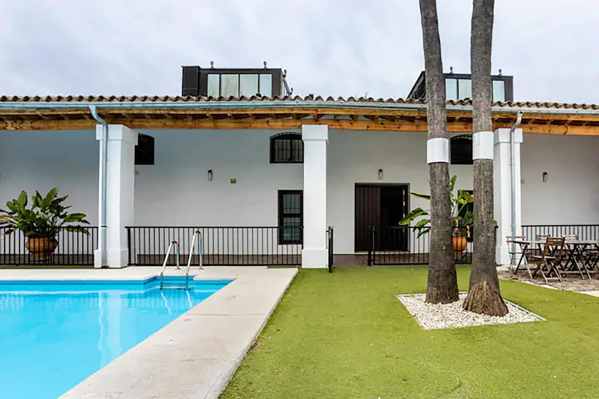 Ferienwohnung ArtQhost Jerez Huge Loft&Free Parking Jerez de la Frontera Exterior foto